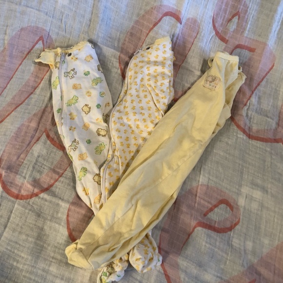 💜 Three pack neutral footed sleepers - Picture 1 of 5